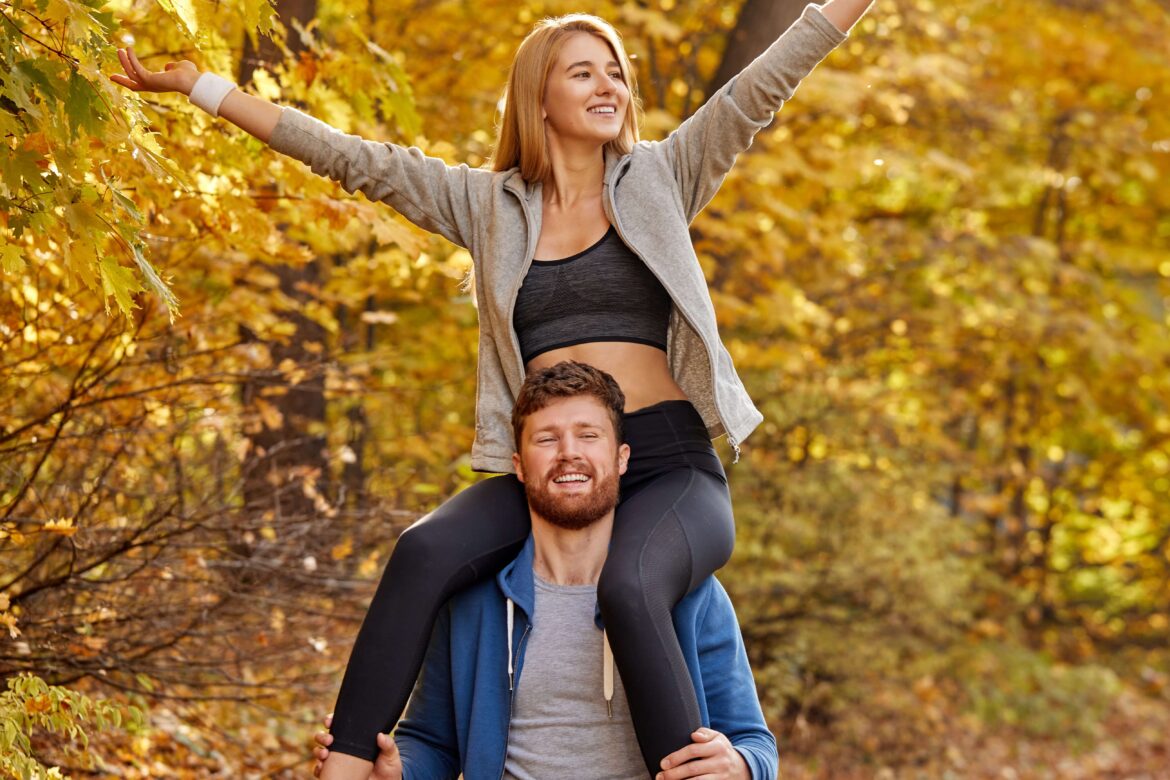 A man and a woman enjoying Minnesota Family Resorts.