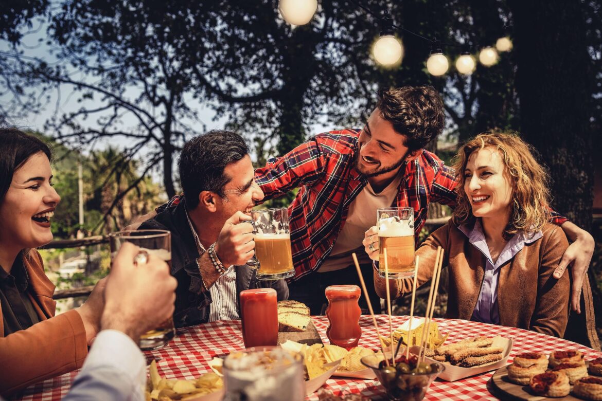 A family enjoying planning Family Reunion Ideas.
